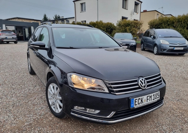 samochody osobowe Volkswagen Passat cena 29900 przebieg: 154200, rok produkcji 2011 z Iłowa